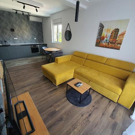 Jox Apartment ポドゴリツァ エクステリア 写真