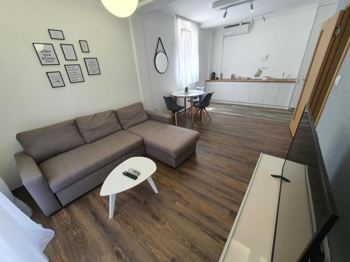 Jox Apartment ポドゴリツァ エクステリア 写真