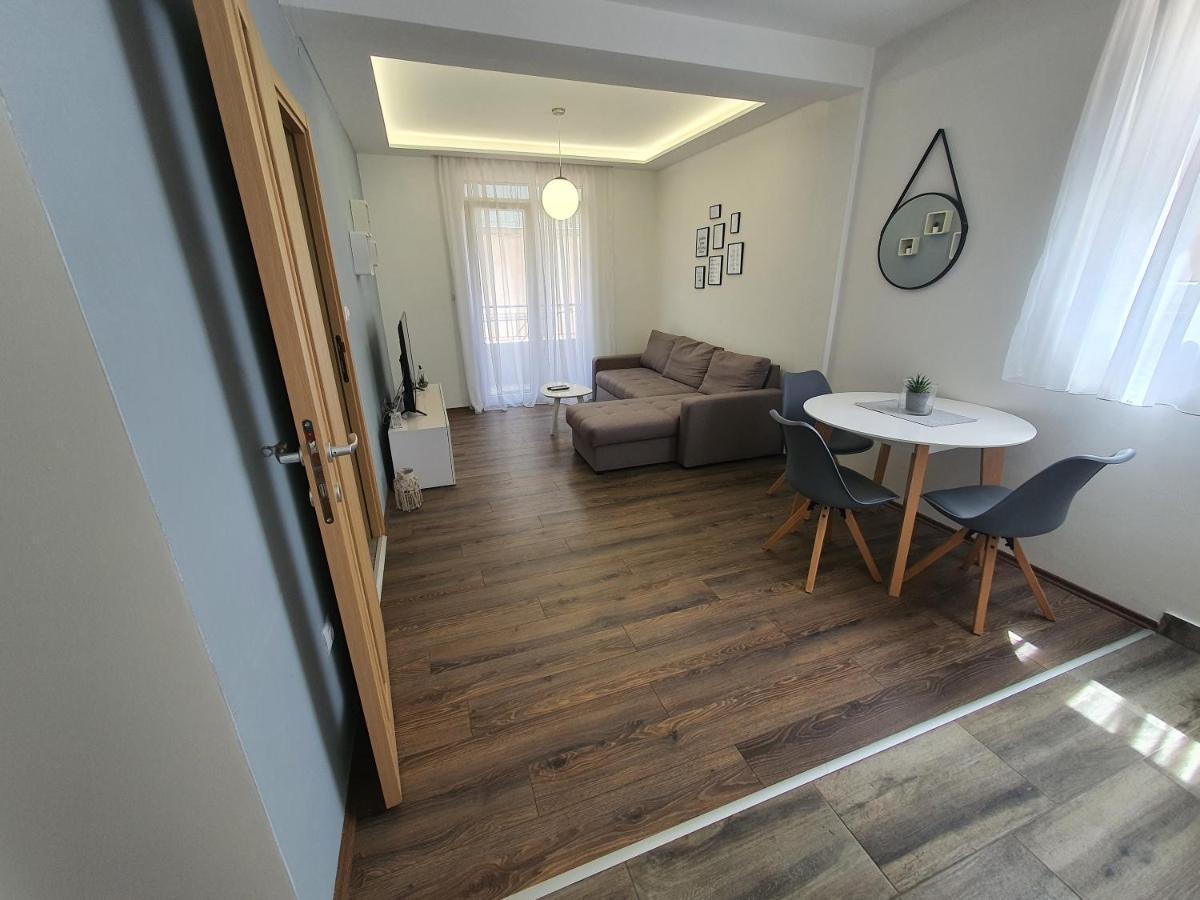 Jox Apartment ポドゴリツァ エクステリア 写真